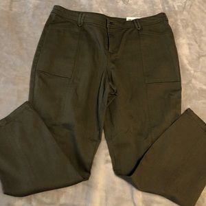 Women’s Pants
